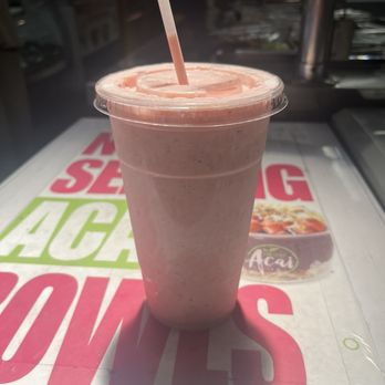 Tribeca Bagels - Create Your Own Large Smoothie - Delis Near Me - New York, New York Tribeca Bagels - Create Your Own Large Smoothie - Delis Near Me - New York, New York