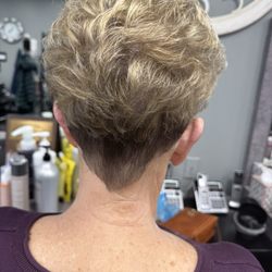 K&K Hair Salon - Picture 2