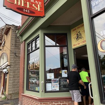1000 Islands River Rat Cheese - Cheese Shops Near Me - Clayton, New York 1000 Islands River Rat Cheese - Cheese Shops Near Me - Clayton, New York