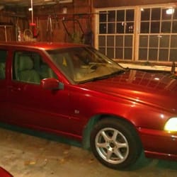 Specialty Auto - 1999 Volvo V70