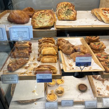 Paris Baguette - Bakeries Near Me - Bound Brook, New Jersey