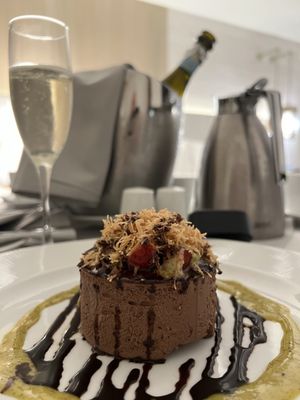 VEA Newport Beach, A Marriott Resort & Spa by null