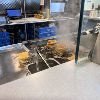 Hamburger America - Burgers Near Me - New York, New York