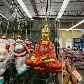 World Market - Furniture Stores Near Me - San Mateo, California