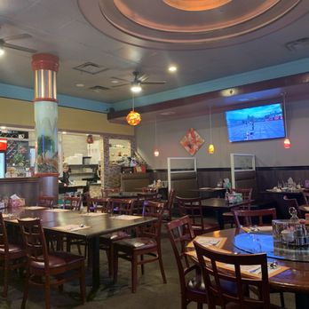 Mayflower Chinese Cuisine - Inside the restaurant - Chinese Near Me - Chandler, Arizona