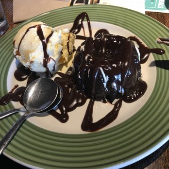 Applebee's Grill + Bar - Sports Bars Near Me - Riverbank, California