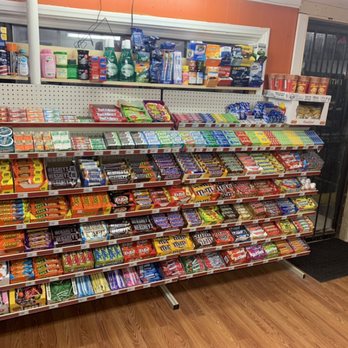 STOP N SHOP - Updated May 2026 - 14 Photos - 2401 Central Ave, Kansas City,  Kansas - Convenience Stores - Phone Number