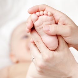Mommy To Be Reflexology And Massage - Infant massage classes at home, Irvine