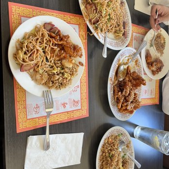 Spring Garden - F3. Shrimp Fried Rice N3. BBQ Pork Lo Mein and sesame chicken - Chinese Near Me - Ventura, California Spring Garden - F3. Shrimp Fried Rice N3. BBQ Pork Lo Mein and sesame chicken - Chinese Near Me - Ventura, California