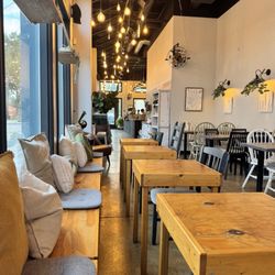 Grutogi Bistro - Dining room
