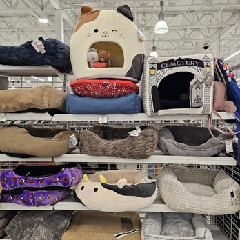Ross Dress for Less - Snoopy, Hello Kitty, and other pet beds - Department Stores Near Me - Burien, Washington Ross Dress for Less - Snoopy, Hello Kitty, and other pet beds - Department Stores Near Me - Burien, Washington