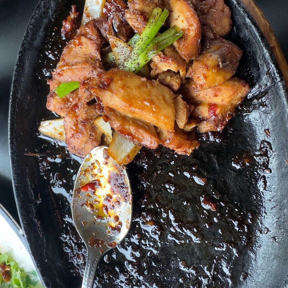 The Lemongrass - Well!! Lemongrass chicken was SO GOOD that we almost didn't get to take photo in time!! - Vietnamese Near Me - Renton, Washington The Lemongrass - Well!! Lemongrass chicken was SO GOOD that we almost didn't get to take photo in time!! - Vietnamese Near Me - Renton, Washington