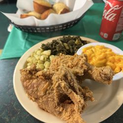 Davis Cafe - Fried Chicken, Lima Beans, Mac and Cheese