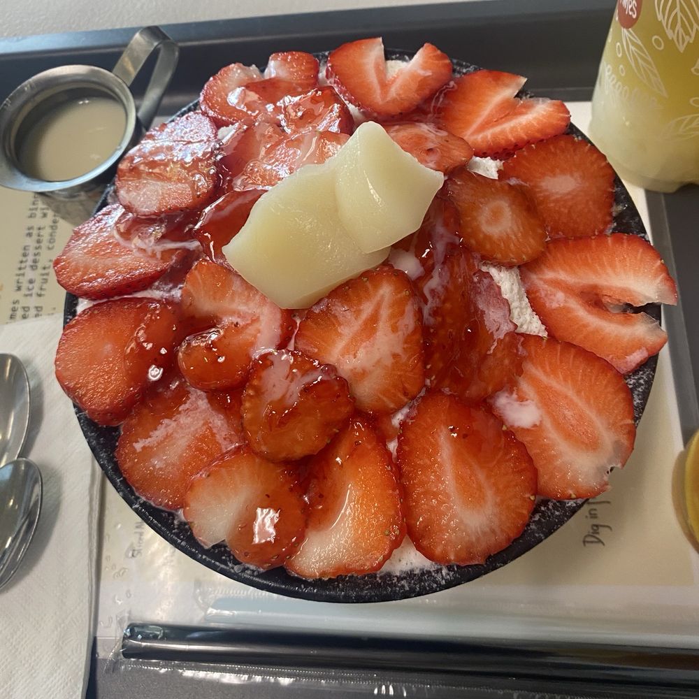Snow Bowl - Strawberry Bingsoo - Bubble Tea Near Me - Newark, California Snow Bowl - Strawberry Bingsoo - Bubble Tea Near Me - Newark, California