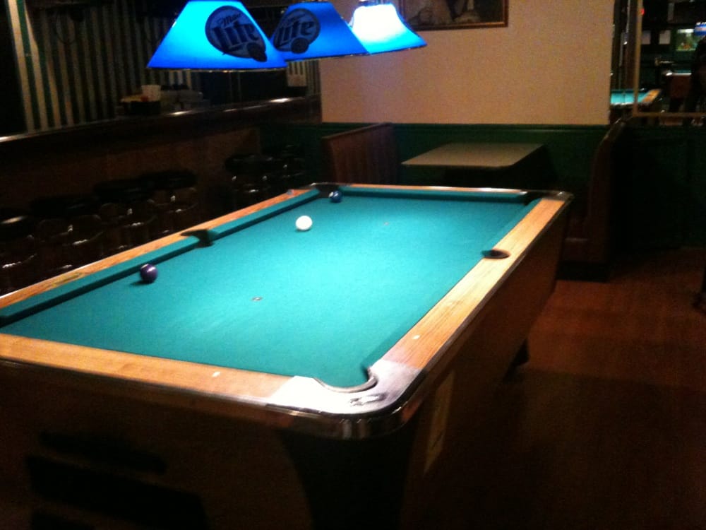 DELLA POLLA’S FAMILY TAVERN Updated September 2024 315 MacDade Blvd