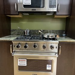 Pacific Sales Kitchen & Bath - Stove we purchased