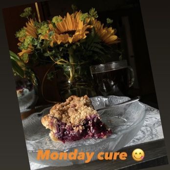 Pie Dreams - Mixed berry pie - Desserts Near Me - Newark, California