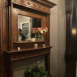 The Bistro - Beautiful front desk area