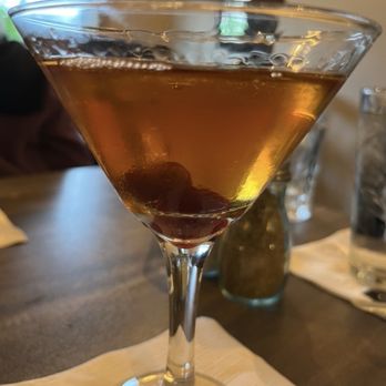 Kindle - Four Roses Manhattan - New American Near Me - Lewes, Delaware