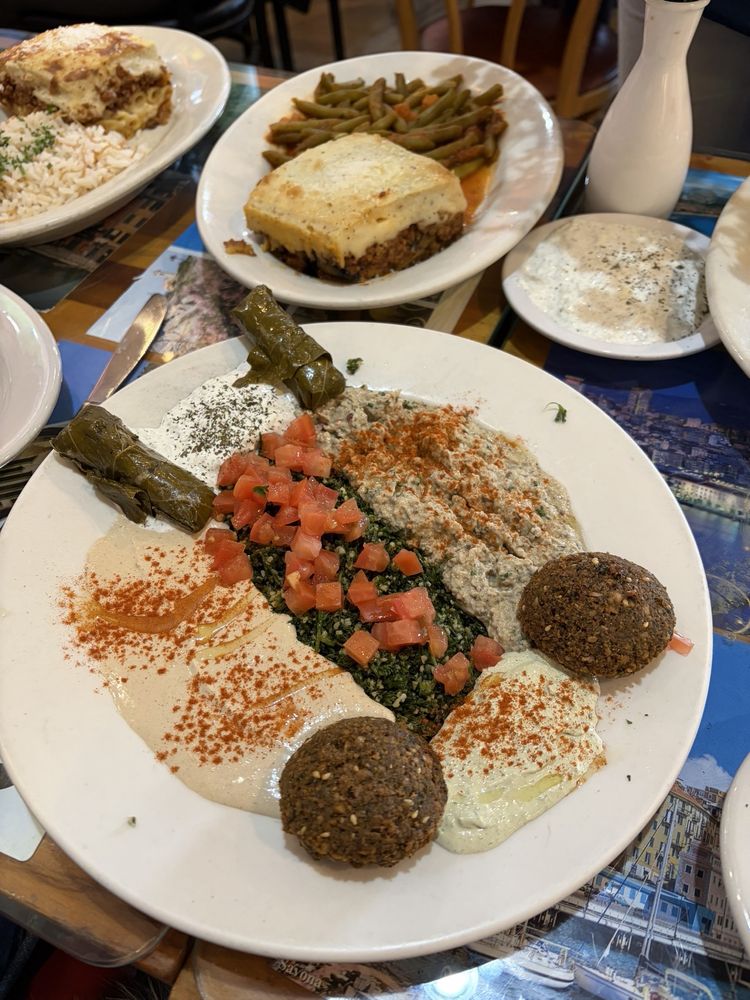 Mediterraneo Market & Cafe