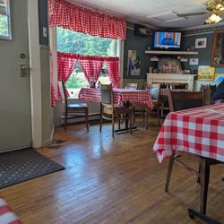 45th Parallel Restaurant