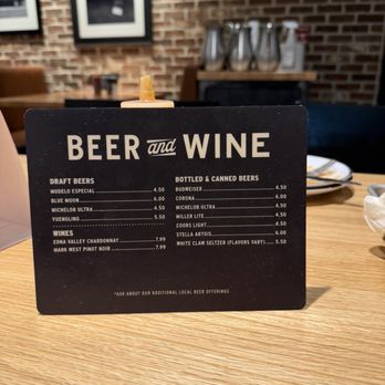 Jim 'N Nick's Bar-B-Q - Barbeque Near Me - Knoxville, Tennessee