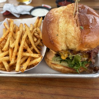 Royce - Royce Burger and Chips - Bars Near Me - Reno, Nevada Royce - Royce Burger and Chips - Bars Near Me - Reno, Nevada