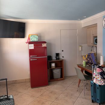 Plaza Beach Hotel - Beachfront Resort - Room - Hotels Near Me - St. Pete Beach, Florida