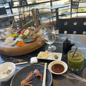 Nama Sake Sushi and Restaurant - large sashimi mix* matcha margarita - Sushi Bars Near Me - Chico, California