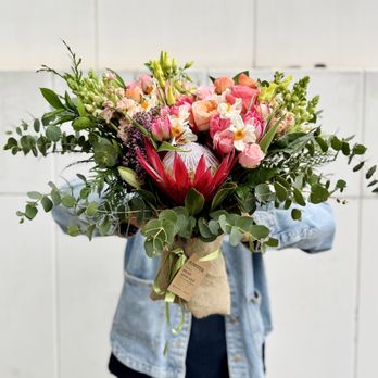 Florster - Ramo de flores a domicilio Barcelona de Florster - Florists Near Me - Barcelona, B