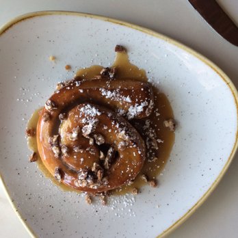 Evening Star Cafe - toffee cinnamon roll - New American Near Me - Alexandria, Virginia Evening Star Cafe - toffee cinnamon roll - New American Near Me - Alexandria, Virginia