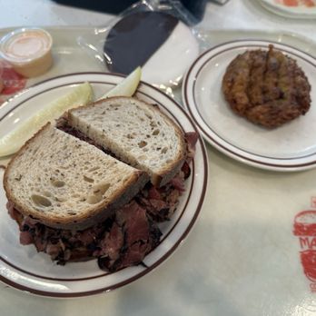 Manny's Cafeteria & Delicatessen - Delis Near Me - Chicago, Illinois