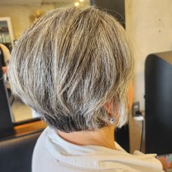 M.C. Art Salon - Class Bob
