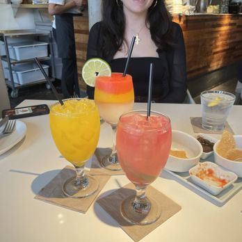 Doce Mesas - Mango Agua Fresca, La Bandera, The One - Mexican Near Me - Dallas, Texas