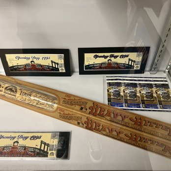 Diamond Valley Collectibles - Sports Collectibles - Cards & Stationery Near Me - Windsor, Colorado Diamond Valley Collectibles - Sports Collectibles - Cards & Stationery Near Me - Windsor, Colorado