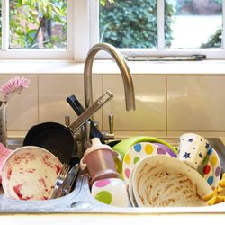 Maid In House - Life is too short to waste time on cleaning