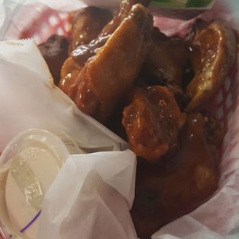 Ronnis Restaurant - Jamaican Jerk Wings are packed with flavor! - Pizza Near Me - Clemmons, North Carolina