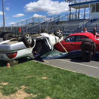 J-E-S Towing - This is a staged accident we were involved with for a local school about texting and driving - Towing Near Me - Radford, Virginia J-E-S Towing - This is a staged accident we were involved with for a local school about texting and driving - Towing Near Me - Radford, Virginia