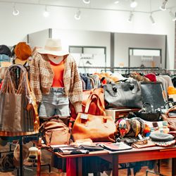 Visual Merchandising Livermore Outlets True Religion Therapy