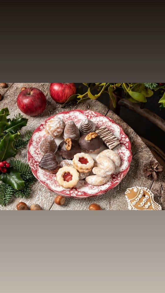Sweet Old Prague Bakery Logo