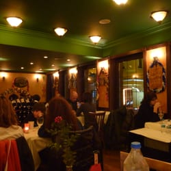 Cozy Pub & Restaurant