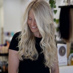 Musart Salon - Gorgeous blonde ! By Audra .