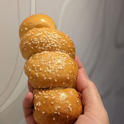 Keefer Court Bakery & Café - Hot dog bun