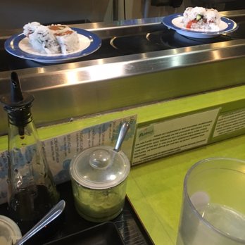 iSushi - Very messy rolls. Hard to know what is in them! - Sushi Bars Near Me - Issaquah, Washington