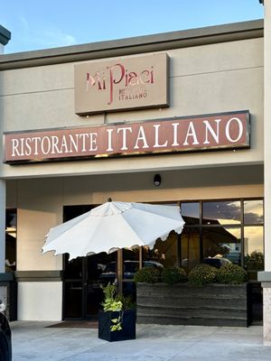 Mi Piaci Restaurant by null