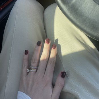 Abeille Nail - Dip manicure - Nail Salons Near Me - Costa Mesa, California