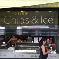 Chips And Ice - Shop front