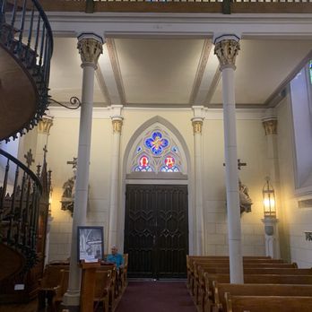 Loretto Chapel - Churches Near Me - Santa Fe, New Mexico