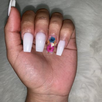 Pro Nails - Full set - Nail Salons Near Me - Downey, California