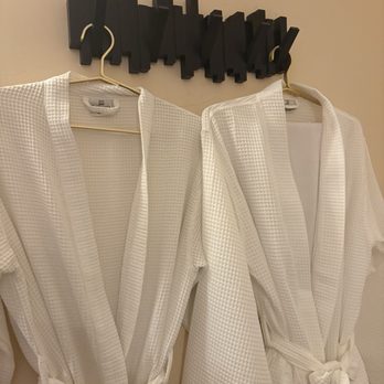 Synergy Spa - Day Spas Near Me - Pasadena, California